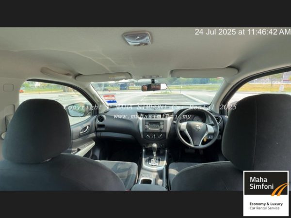 Nissan Navara 2.5A Diesel-Silver - Image 10