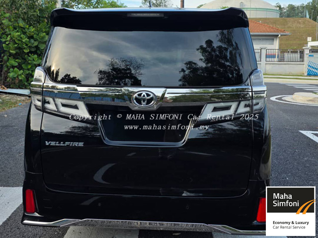 Toyota Vellfire 2.5 (A) - Black - Image 4