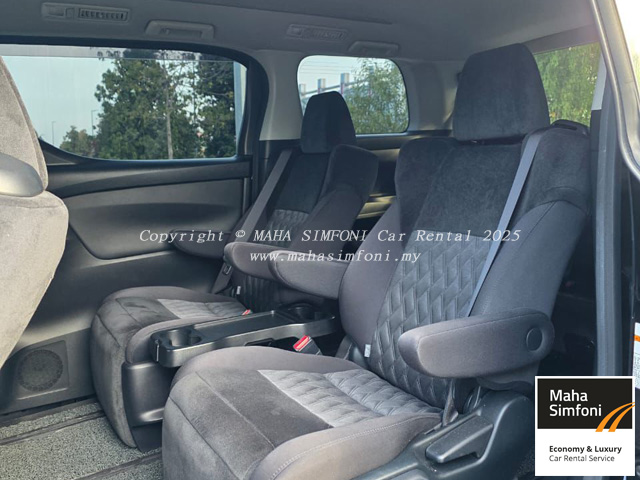 Toyota Vellfire 2.5 (A) - Black - Image 7