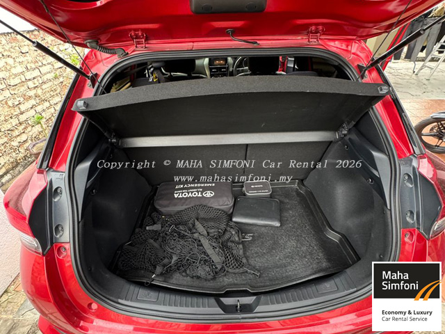 Toyota Yaris 1.5 (A) - Red - Image 4